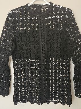 Black Crocheted Floral Lace Top With Bell Sleeves-Suzy Shier